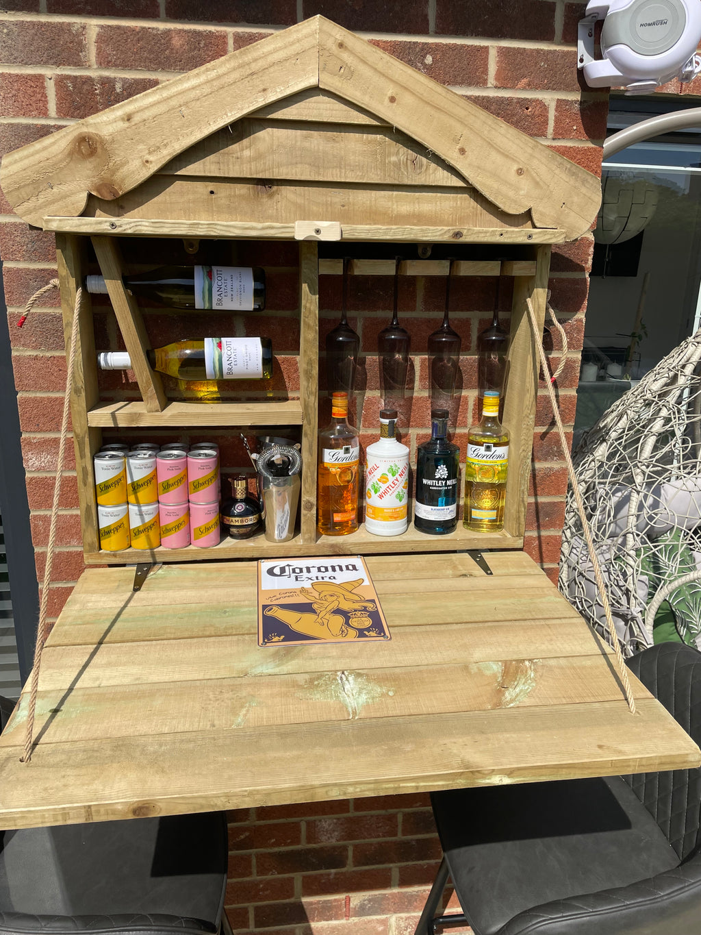 Folding Garden Bar – Wall Mounted Outdoor Bar