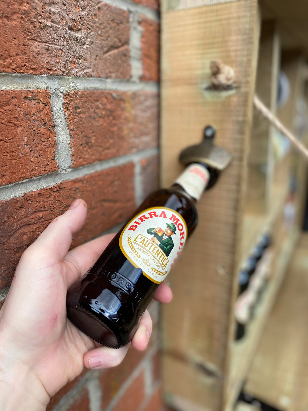 Garden Bar – Wall Mounted Outdoor Bar